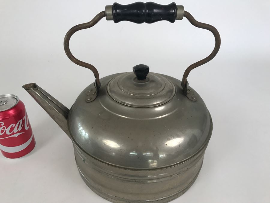 Vintage ROME Metal Ware Teapot [Photo 2]