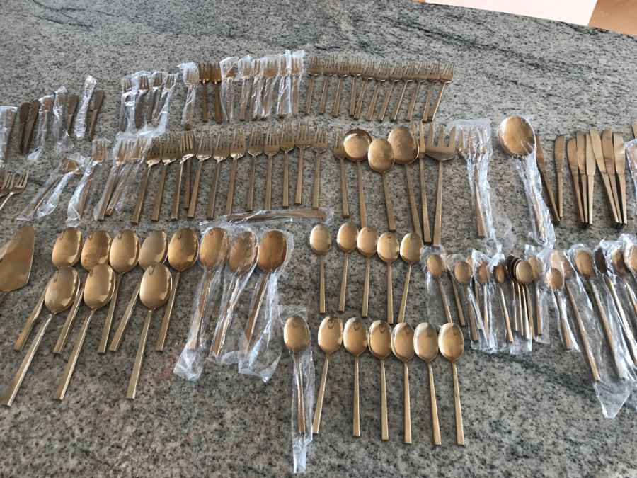 New Set Of Gold Tone Flatware ~140 Pieces [Photo 4]