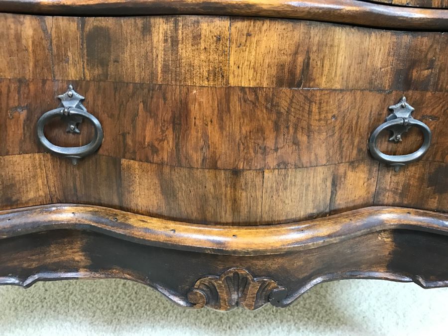 Stunning Serpentine Front 3-Drawer Reproduction Wooden Chest Of Drawers [Photo 11]