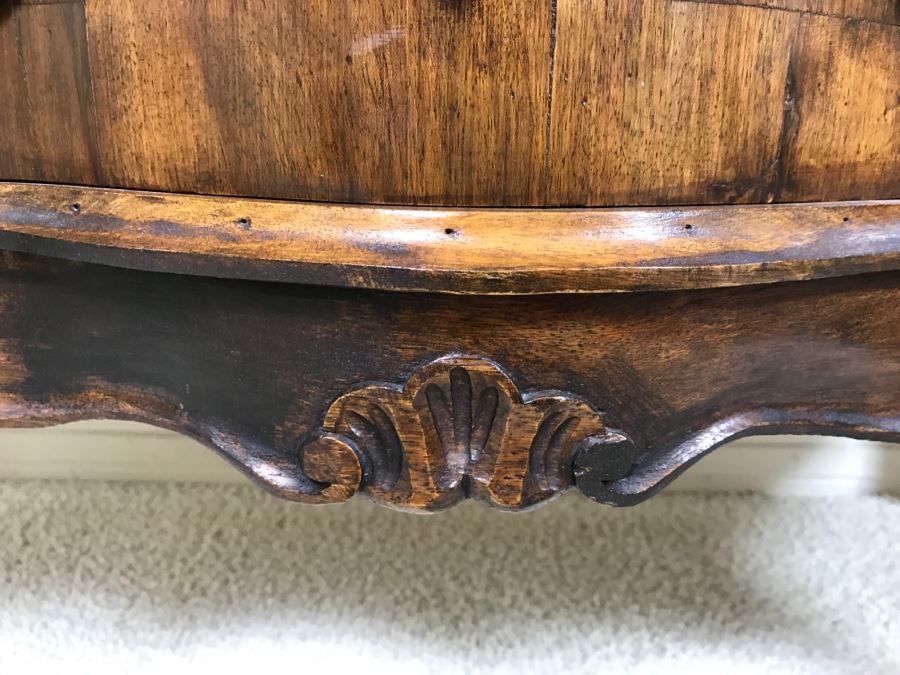 Stunning Serpentine Front 3-Drawer Reproduction Wooden Chest Of Drawers [Photo 6]