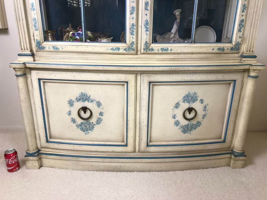 Stunning Blue And White Curio Display Cabinet With Storage [Photo 4]