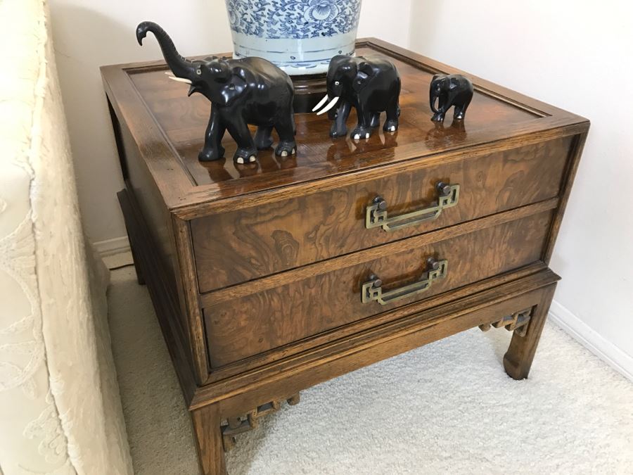 HEKMAN Chinoiserie 2-Drawer Side Table Nightstand [Photo 9]