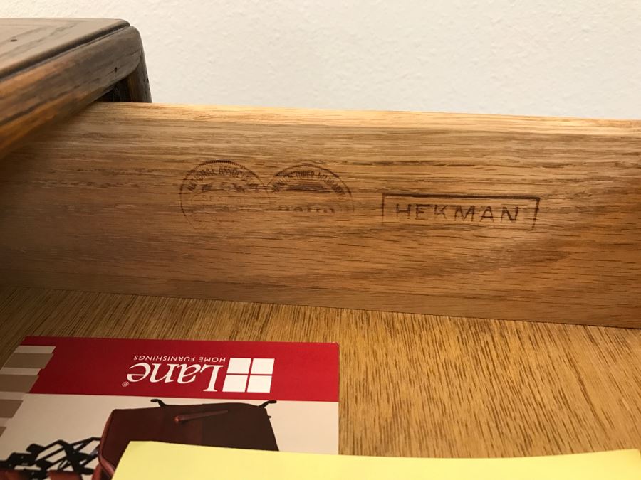 HEKMAN Chinoiserie 2-Drawer Side Table Nightstand [Photo 3]