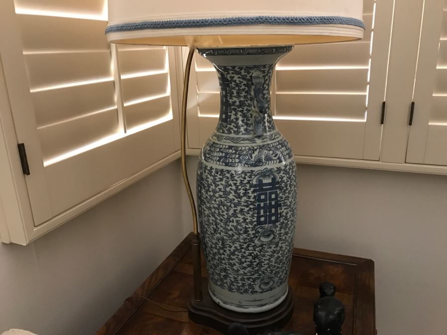 Large Asian Blue And White Pottery Lamp With Shade [Photo 1]
