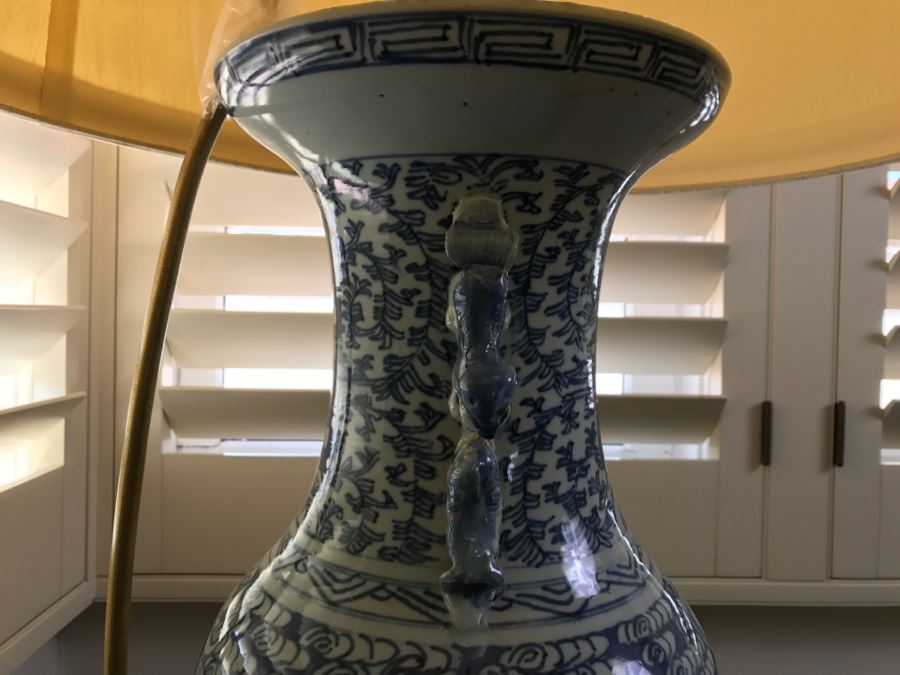 Large Asian Blue And White Pottery Lamp With Shade [Photo 12]