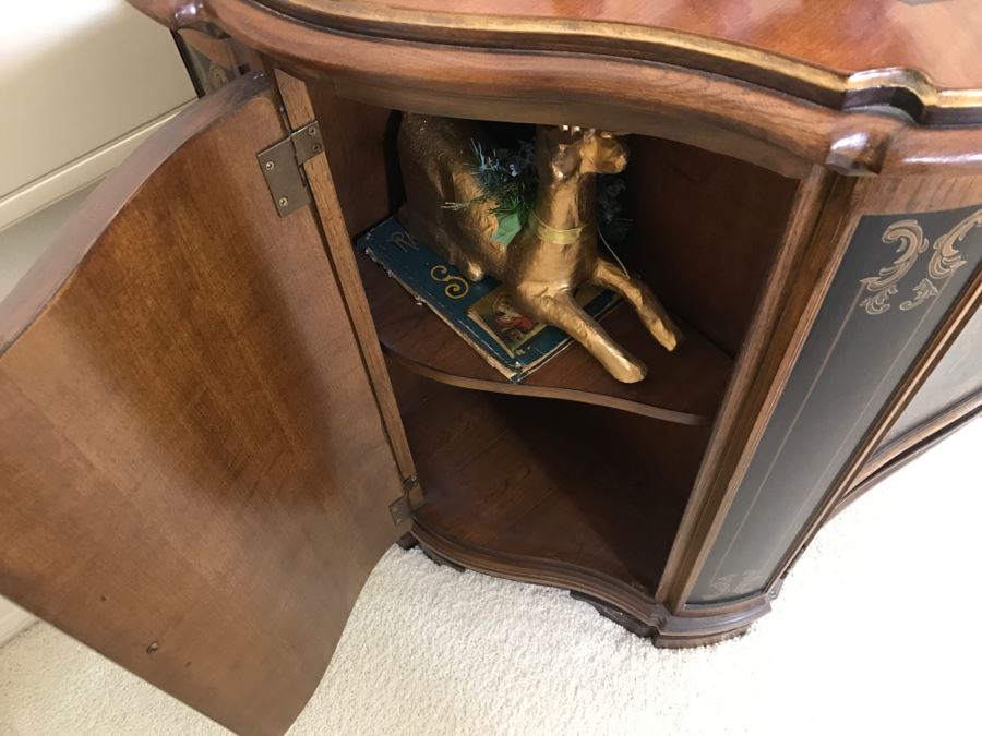 Drexel Heritage Hampshire 4 Door Chinoiserie Paint Decorated Buffet With Silverware Cloth Storage Drawers [Photo 18]