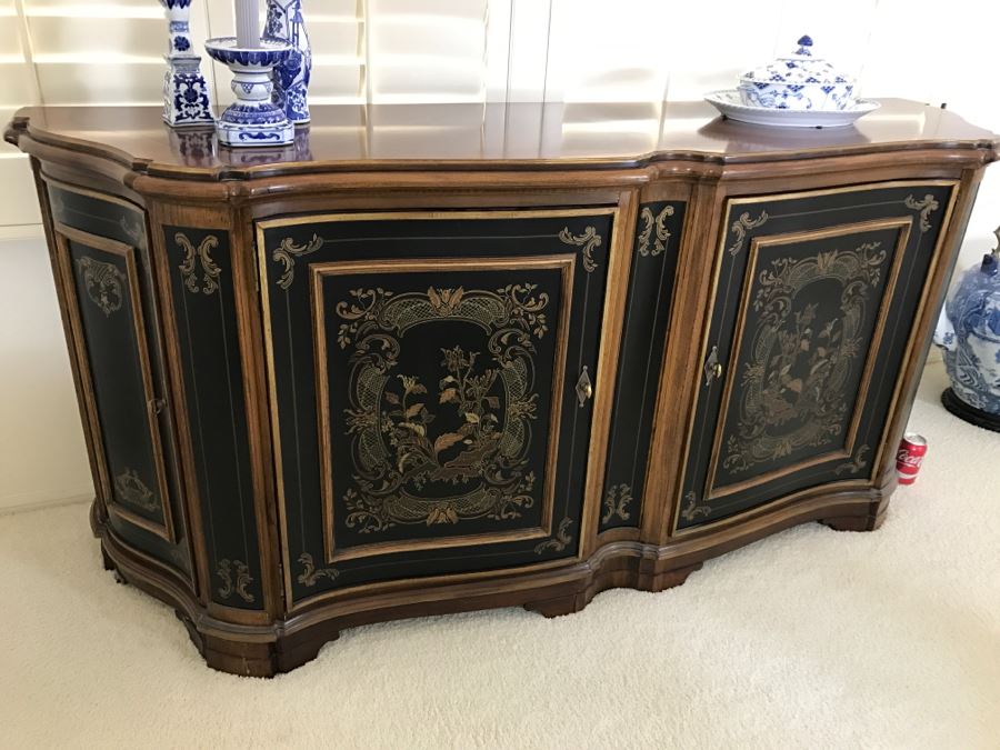 Drexel Heritage Hampshire 4 Door Chinoiserie Paint Decorated Buffet With Silverware Cloth Storage Drawers [Photo 3]