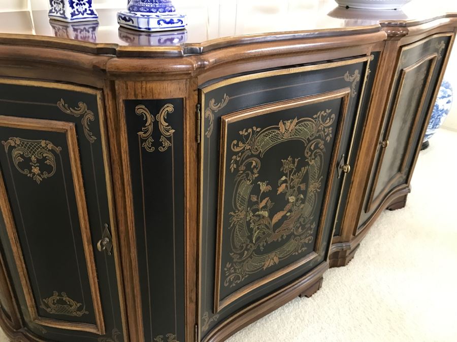 Drexel Heritage Hampshire 4 Door Chinoiserie Paint Decorated Buffet With Silverware Cloth Storage Drawers [Photo 7]