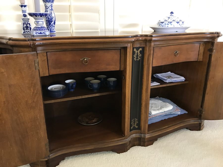 Drexel Heritage Hampshire 4 Door Chinoiserie Paint Decorated Buffet With Silverware Cloth Storage Drawers [Photo 13]
