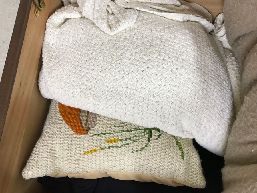 Nice Carved Wood Chinoiserie Cedar Lined Chest With Heating Blanket, Needlepoint Stockings And Other Items [Photo 25]