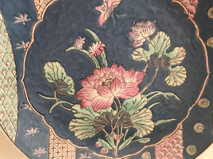 Set Of 3 Decorative Asian Plates With Hanging Brass Display Piece [Photo 7]