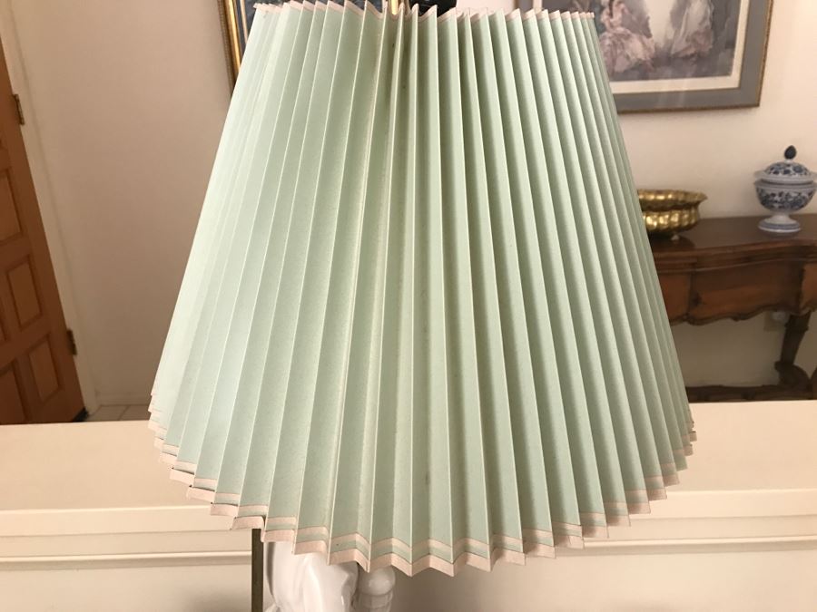 White Porcelain Asian Lamp [Photo 8]