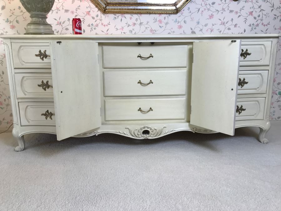 CENTURY Furniture 9-Drawer French Provincial Chest Of Drawers [Photo 1]