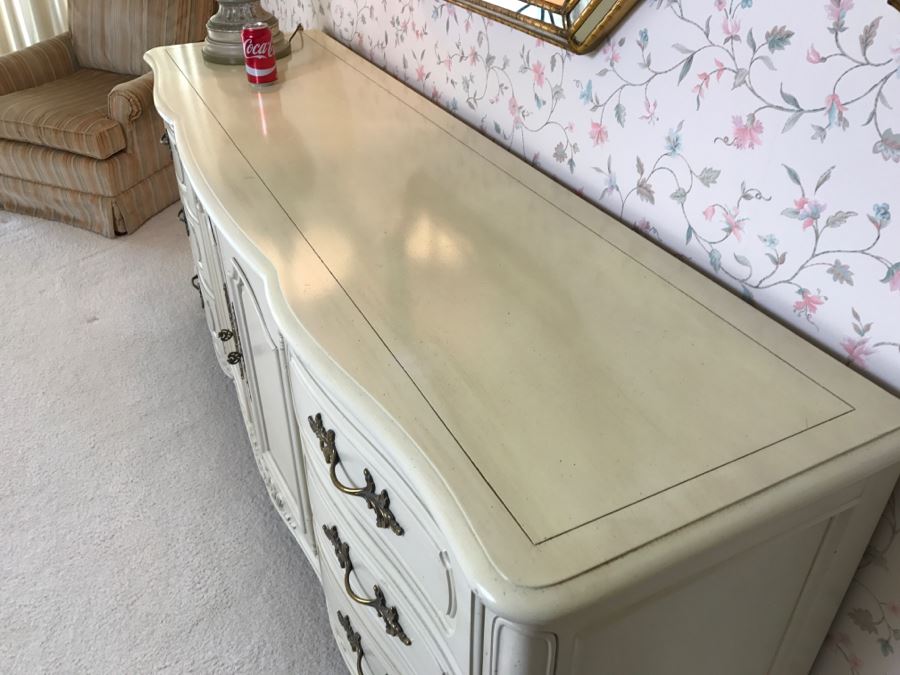 CENTURY Furniture 9-Drawer French Provincial Chest Of Drawers [Photo 6]