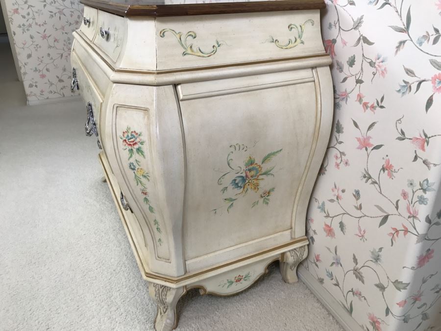 Pulaski Furniture Commode Chest Of Drawers [Photo 4]