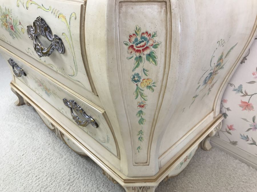 Pulaski Furniture Commode Chest Of Drawers [Photo 5]