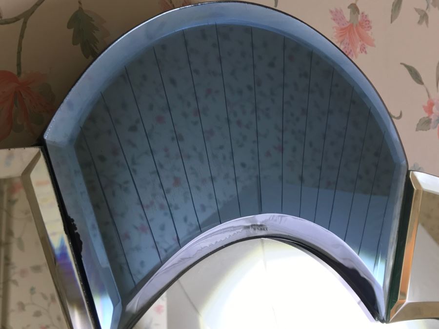 Nice Beveled Glass Designer Wall Mirror [Photo 3]