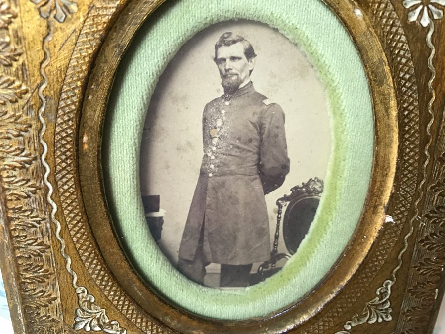 Pair Of Antique Photographs In Nice Vintage Italian Picture Frame [Photo 4]