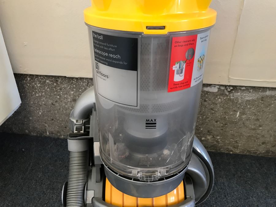 dyson the ball dc15