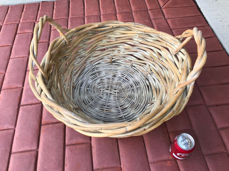 Large Double Handle Woven Basket [Photo 3]