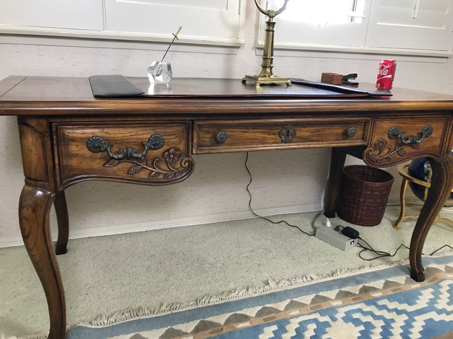 Nice Thomasville Wooden Writing Desk With Brass Lamp, Letter Opener And Walnut Box [Photo 3]