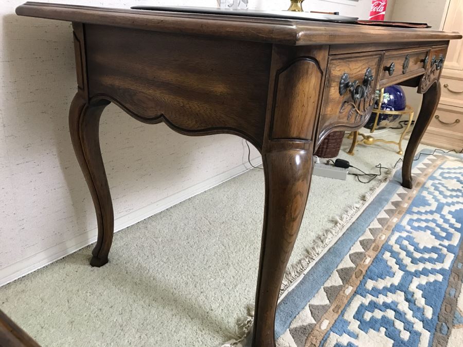 Nice Thomasville Wooden Writing Desk With Brass Lamp, Letter Opener And Walnut Box [Photo 6]