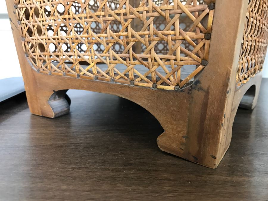 Cane And Wicker Waste Basket [Photo 4]