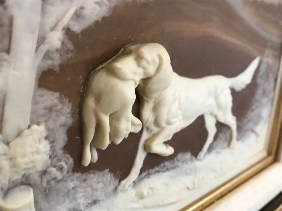 Pair Of Framed Bas-Relief Hunting Dog Pictures [Photo 7]