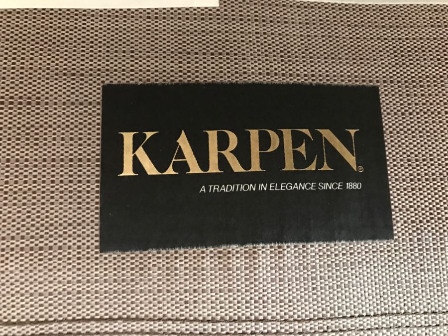 KARPEN Sleeper Sofa With Accent Pillows [Photo 2]