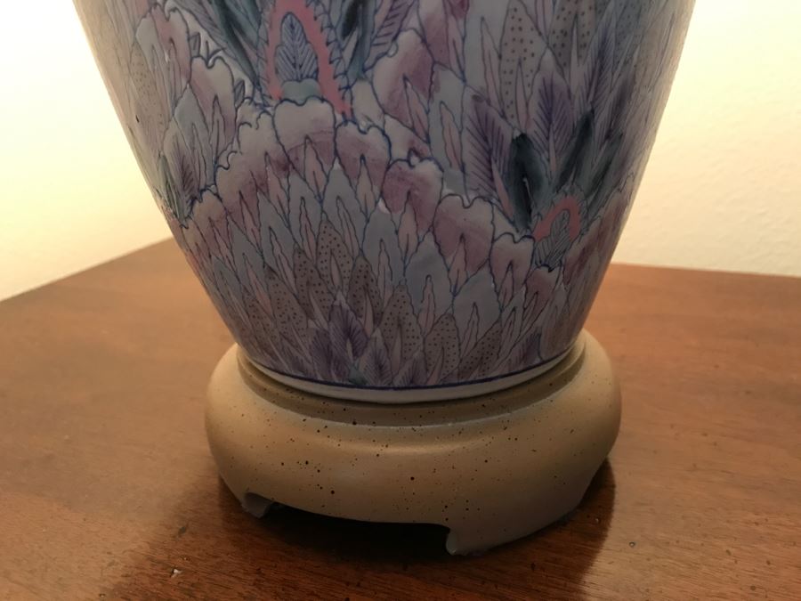 Table Lamp With Shade [Photo 7]