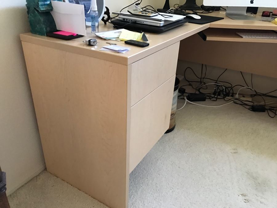 Nice Corner Computer Desk With Black Office Chair (Note Wear On Chair) [Photo 3]