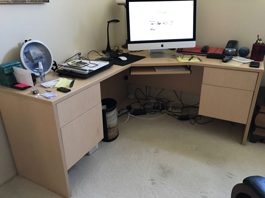 Nice Corner Computer Desk With Black Office Chair (Note Wear On Chair) [Photo 2]