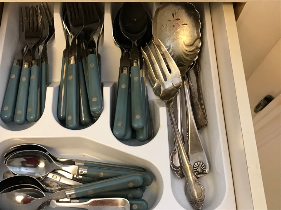 W F Washington Forge Mardi Gras Flatware With Several Serving Pieces Including A.F. Towle & Son [Photo 4]