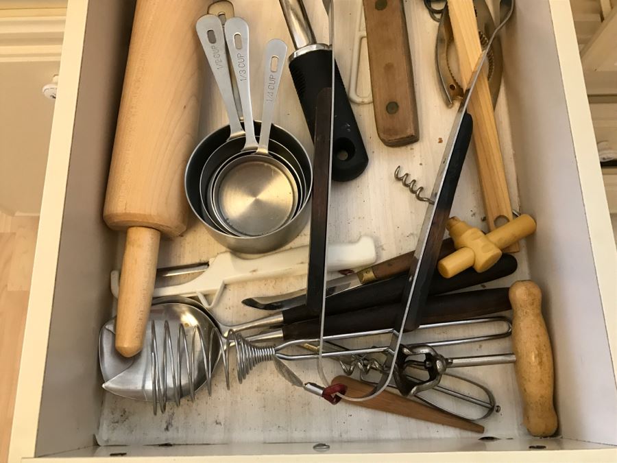 Kitchen Utensil Lot [Photo 7]