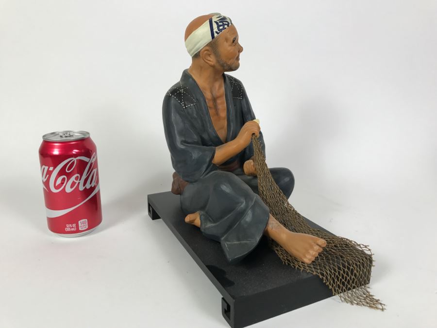 Hakata Urasaki Doll Signed Fisherman With Net With Wooden Stand Japan [Photo 8]