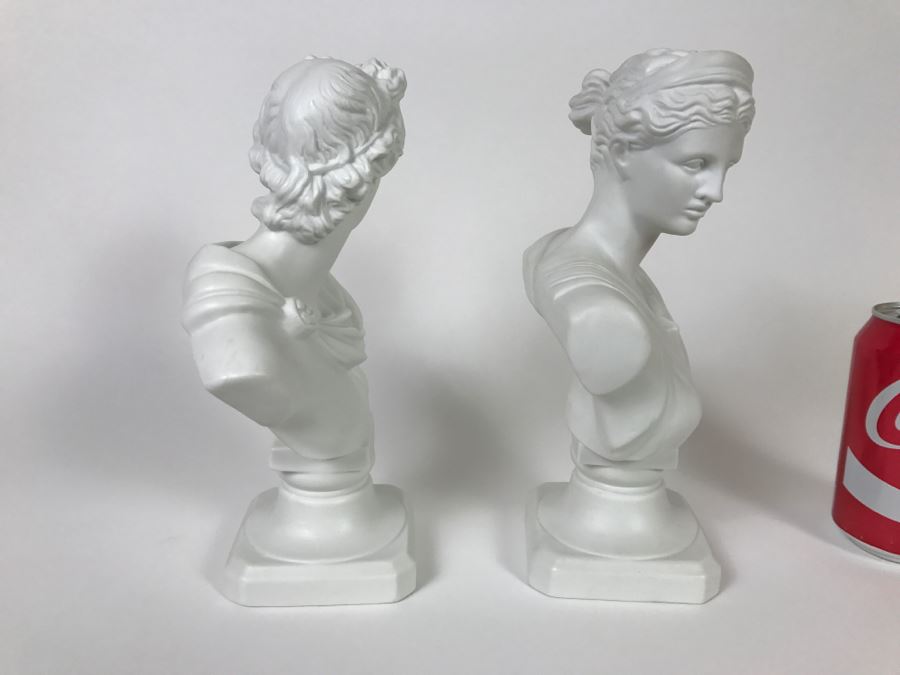 Pair Of White Busts [Photo 5]