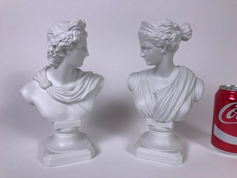 Pair Of White Busts [Photo 1]