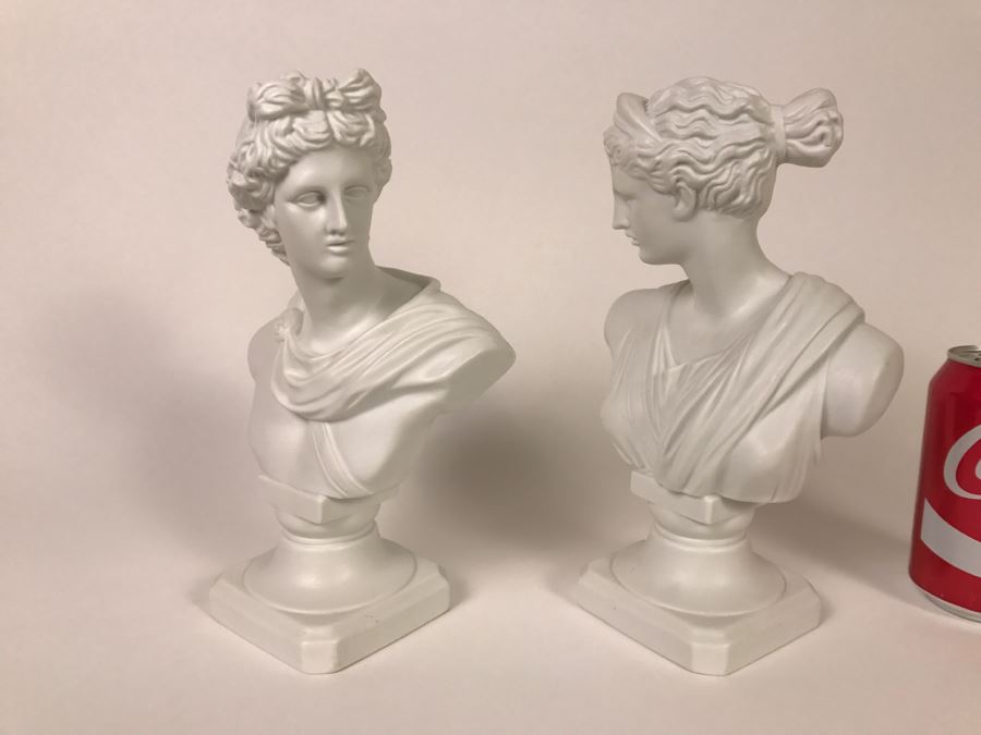 Pair Of White Busts [Photo 3]