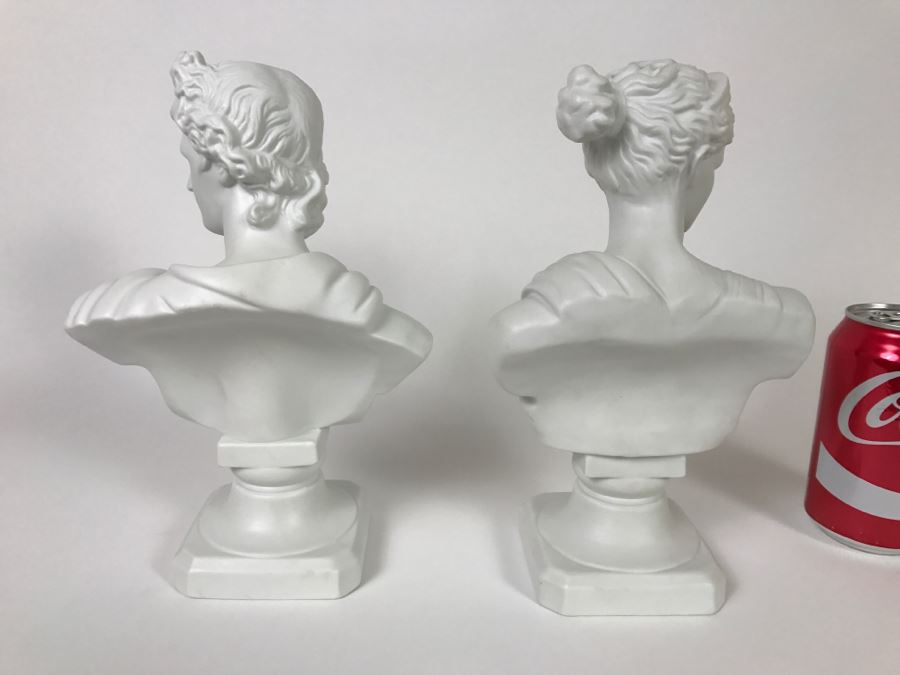 Pair Of White Busts [Photo 4]