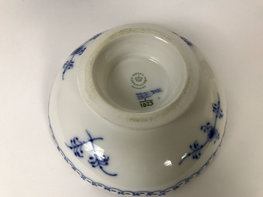 Royal Copenhagen Denmark Blue And White China [Photo 7]