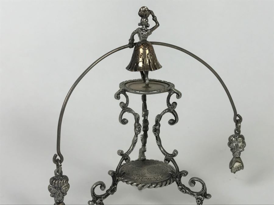 Metal Balancing Figurine With Brasil Coin [Photo 7]