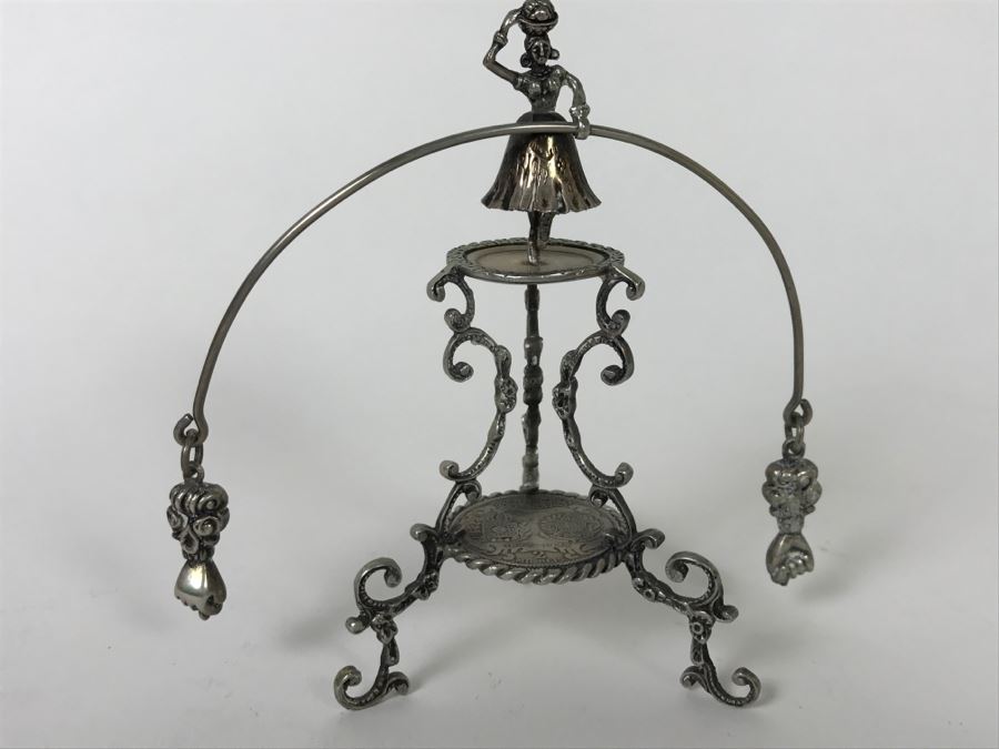 Metal Balancing Figurine With Brasil Coin [Photo 2]