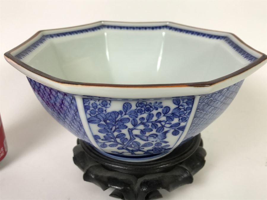 Stunning Blue And White Signed Fluted Asian Bowl With Wooden Stand [Photo 3]
