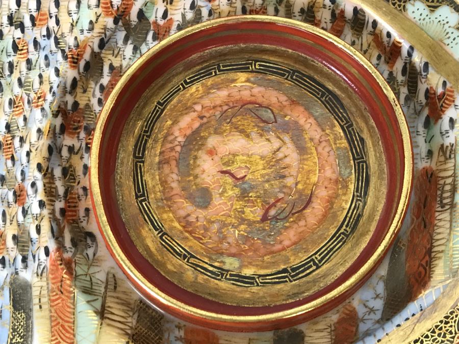 Vintage Japanese Satsuma Gold Dish And Cup And Saucer Dish Japanese Figures [Photo 17]