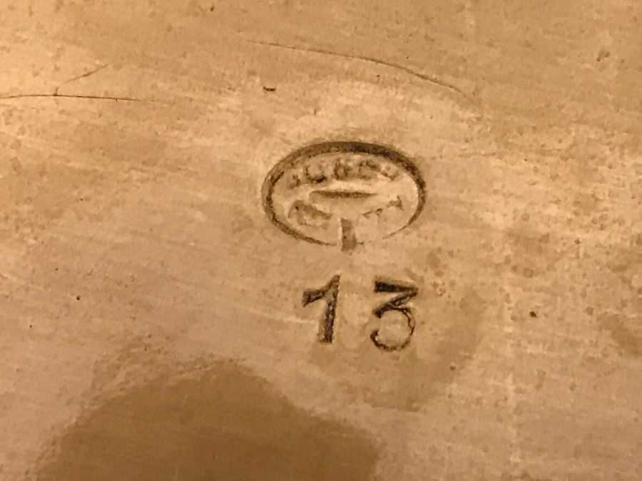 Large Hammered Brass Fluted And Footed Bowl [Photo 7]