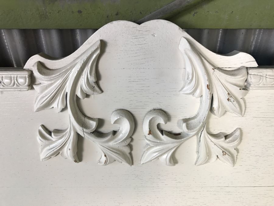 Vintage White Shabby Chic Headboard [Photo 2]