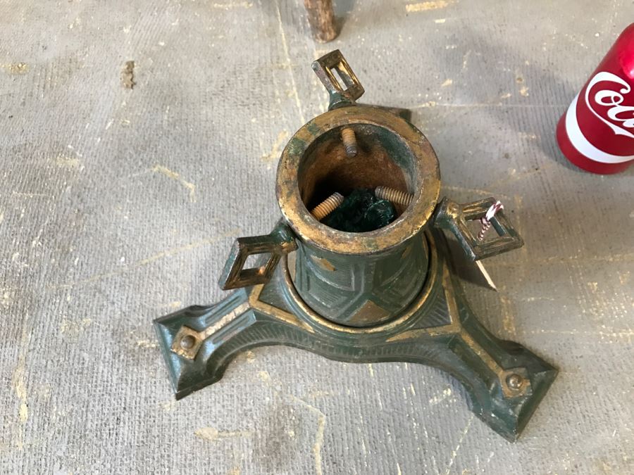 Christmas Decoration Lot With (3) Vintage Metal Christmas Tree Stands [Photo 8]