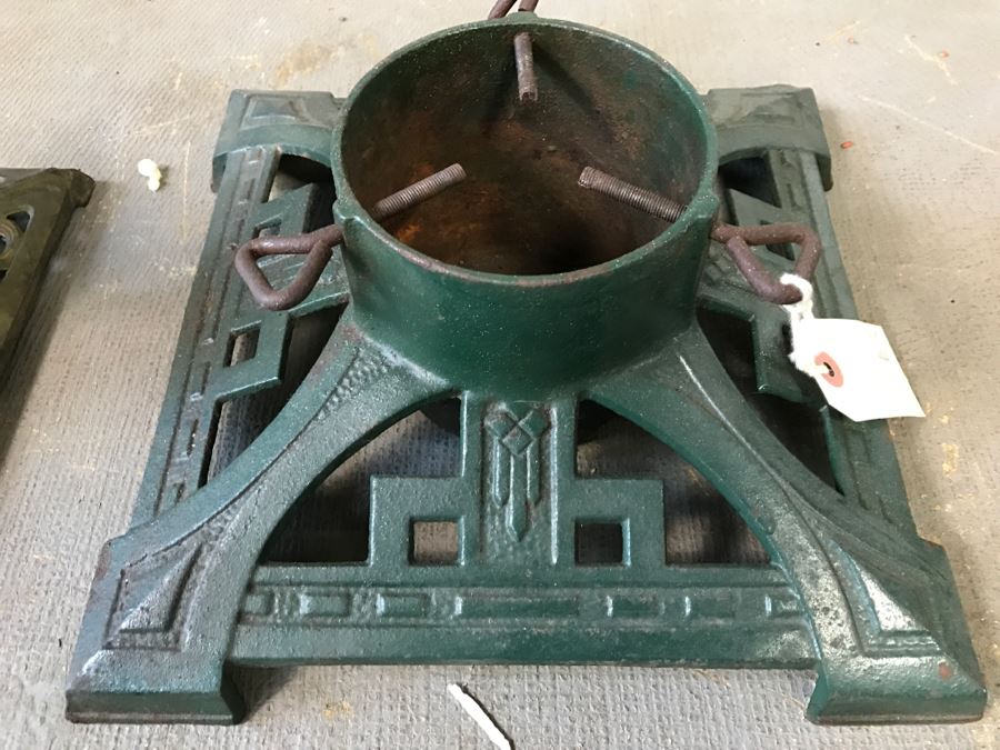 Christmas Decoration Lot With (3) Vintage Metal Christmas Tree Stands [Photo 4]