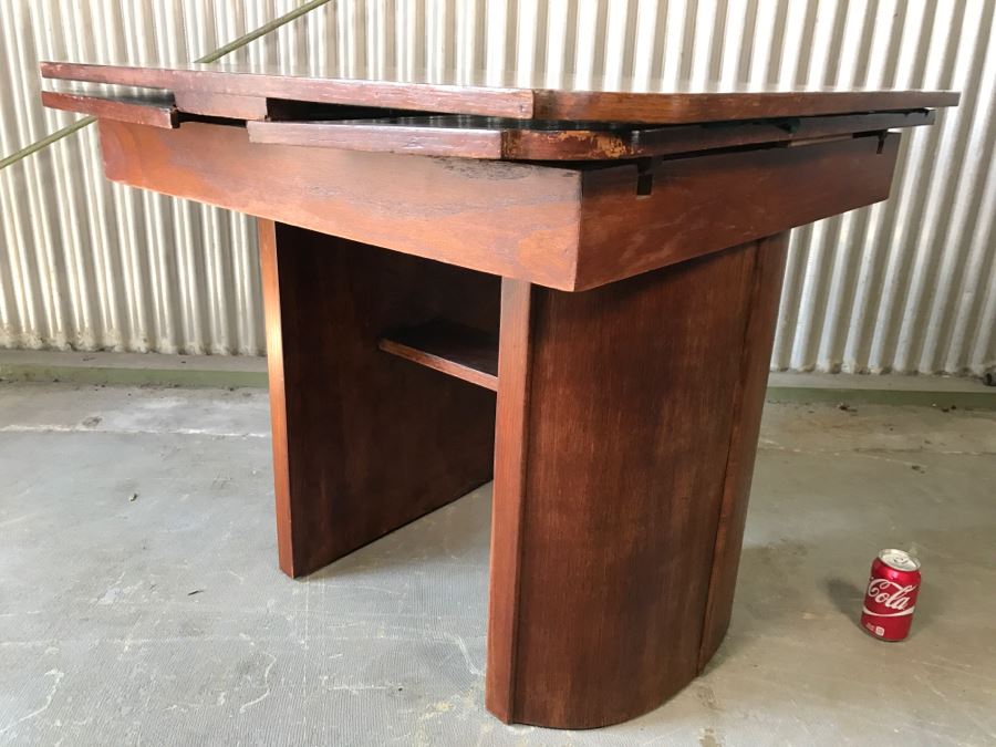 Vintage Gaming Table With Built In Leaves [Photo 6]