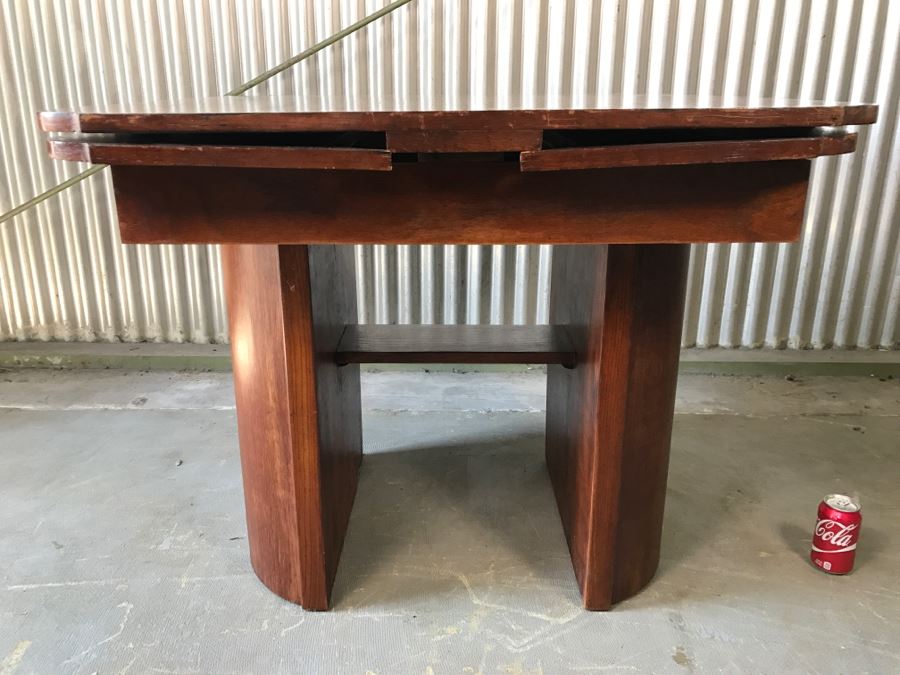 Vintage Gaming Table With Built In Leaves [Photo 7]